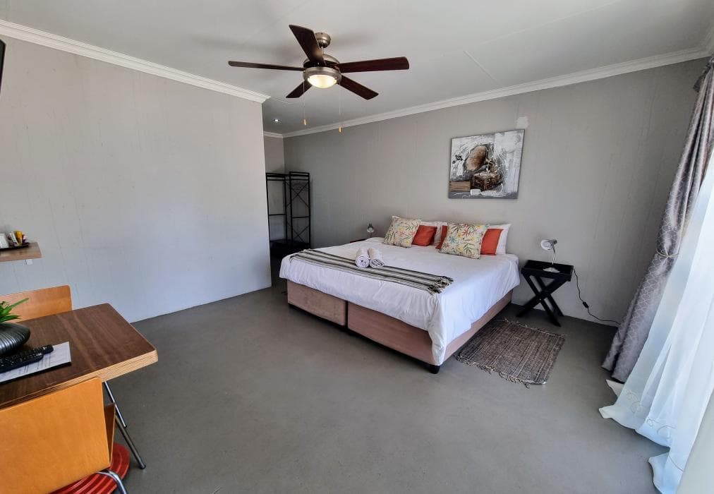 Kaleaba on the Riverside