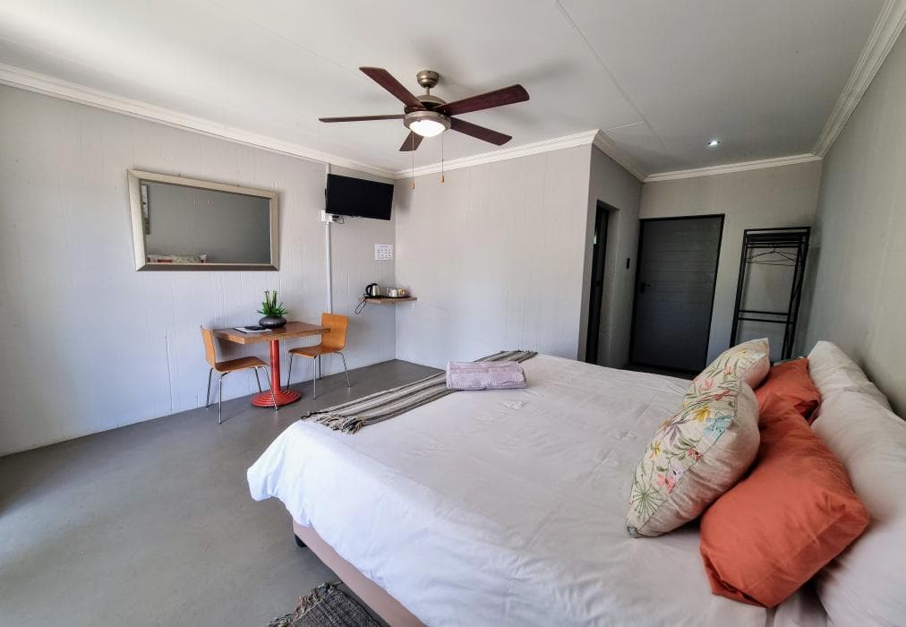 Kaleaba on the Riverside