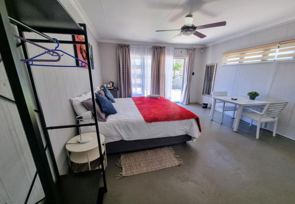 Kaleaba on the Riverside