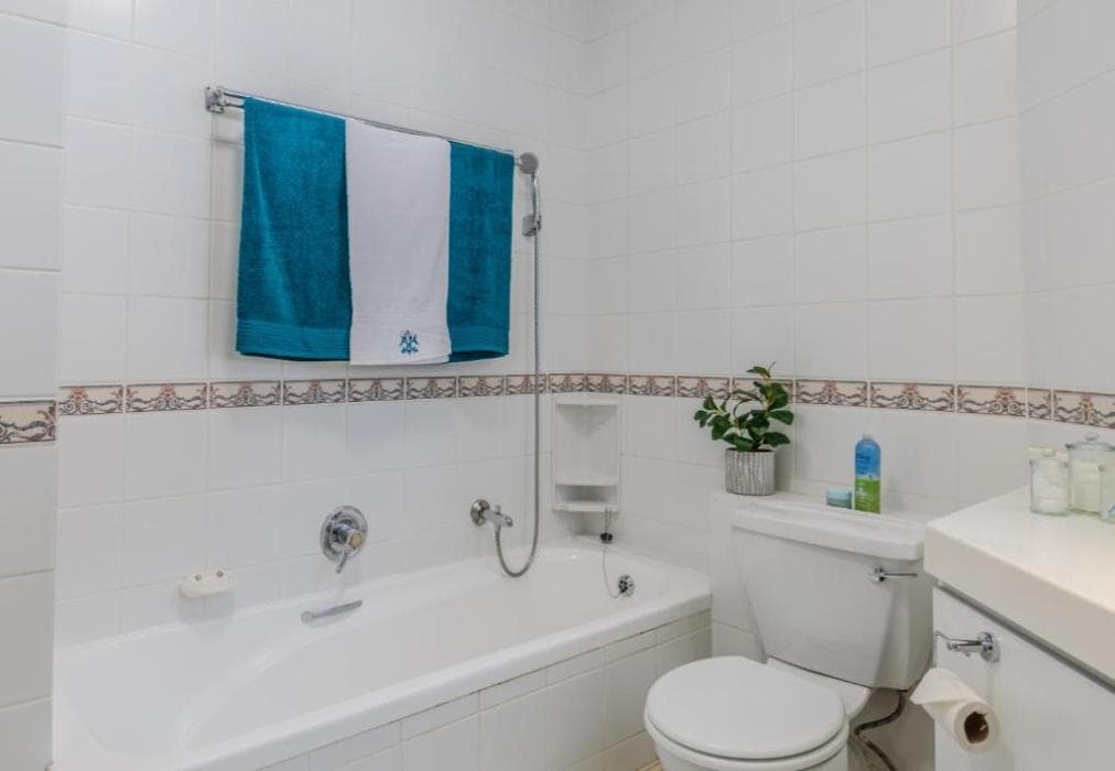 Hermanus - Heart of the Sea