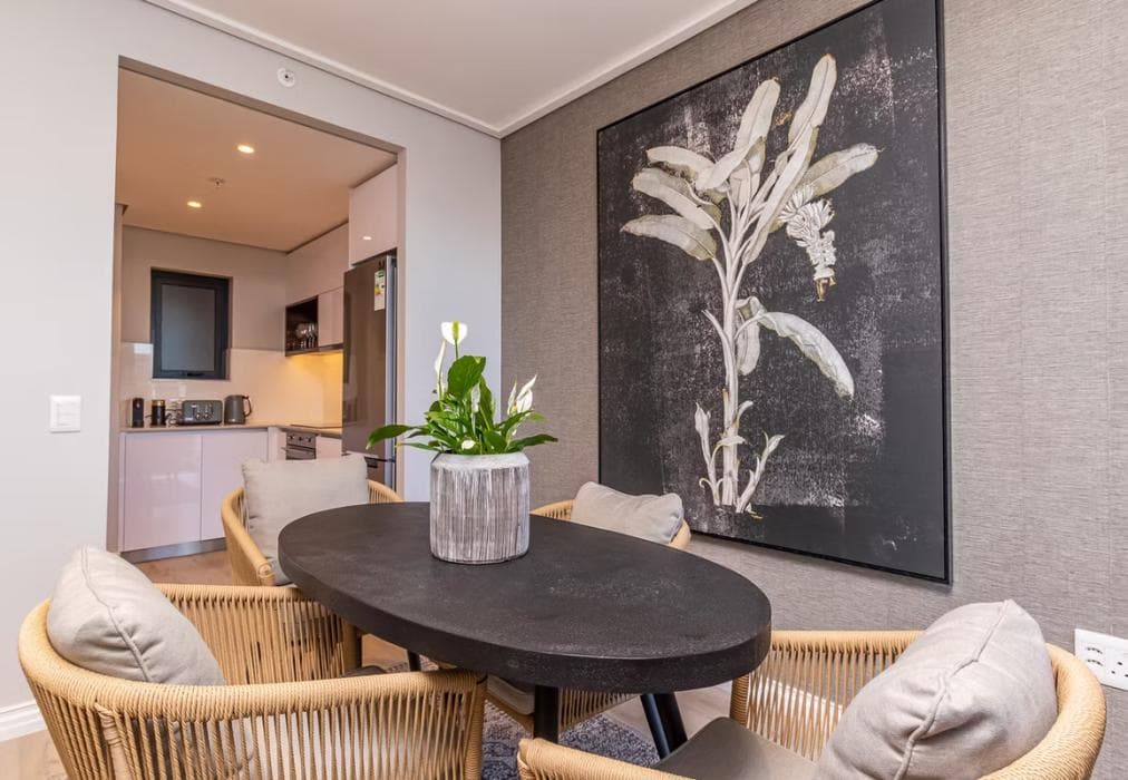 16 on Bree - Luxury 1 Bed