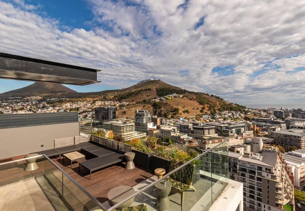 16 on Bree - Luxury 1 Bed