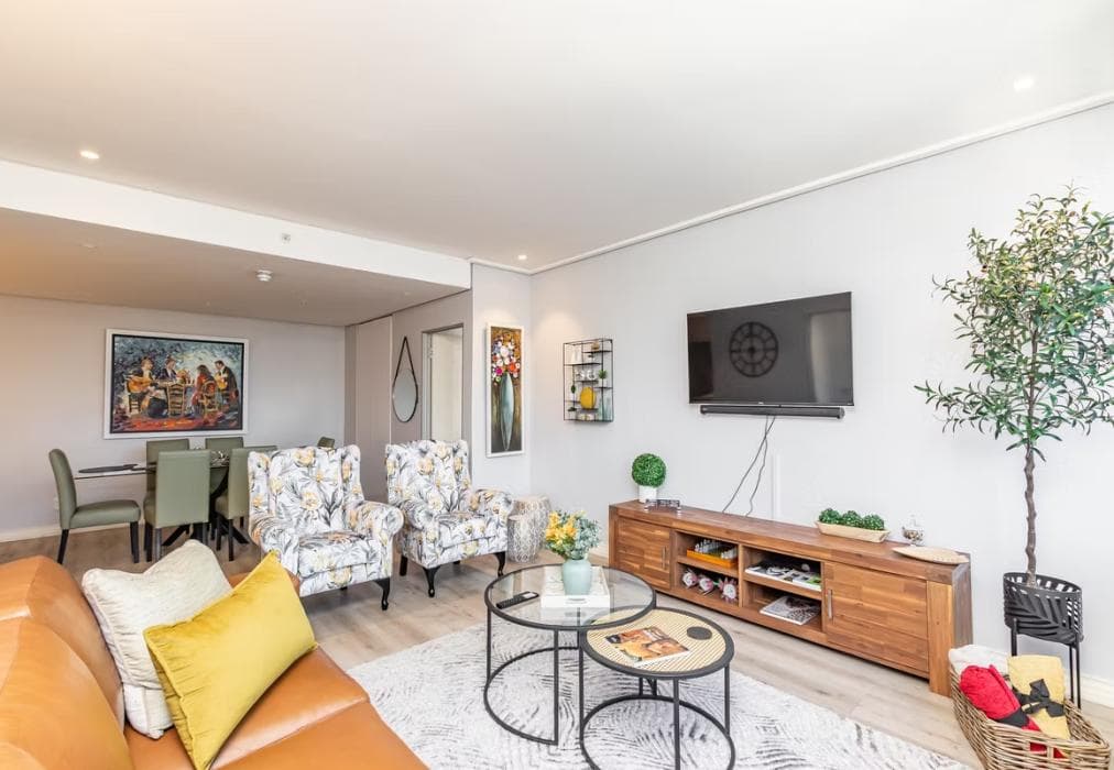 16 on Bree - Luxury 2 Bed