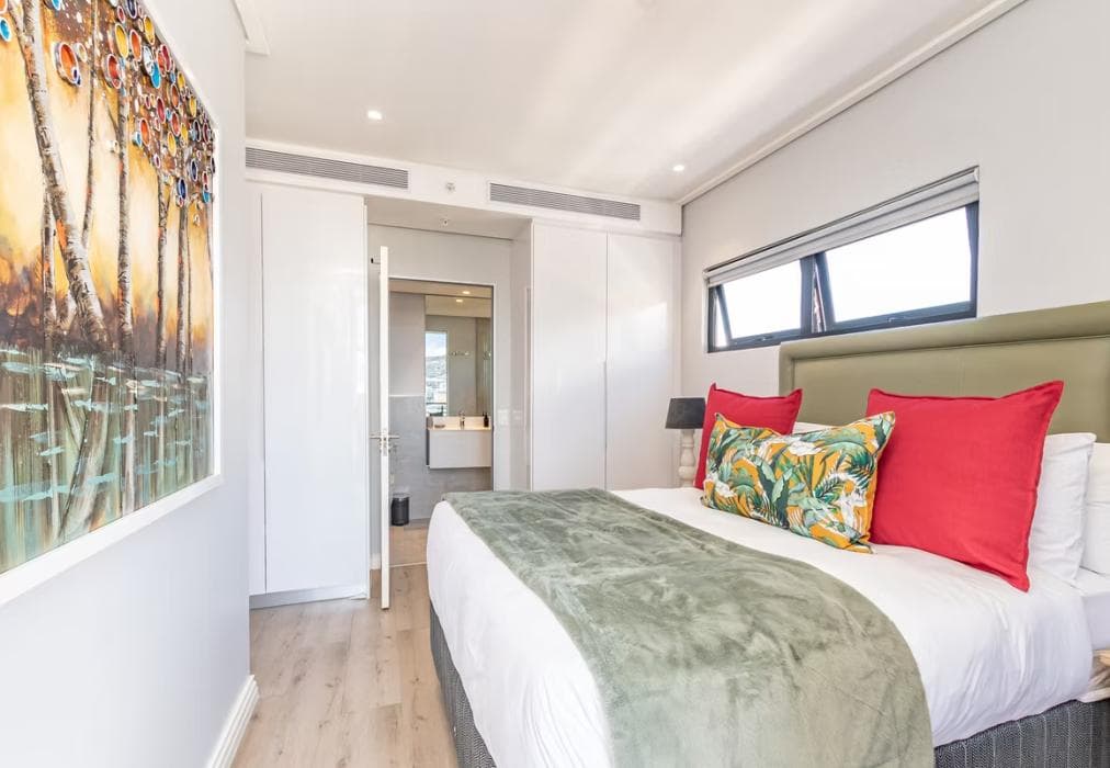 16 on Bree - Luxury 2 Bed