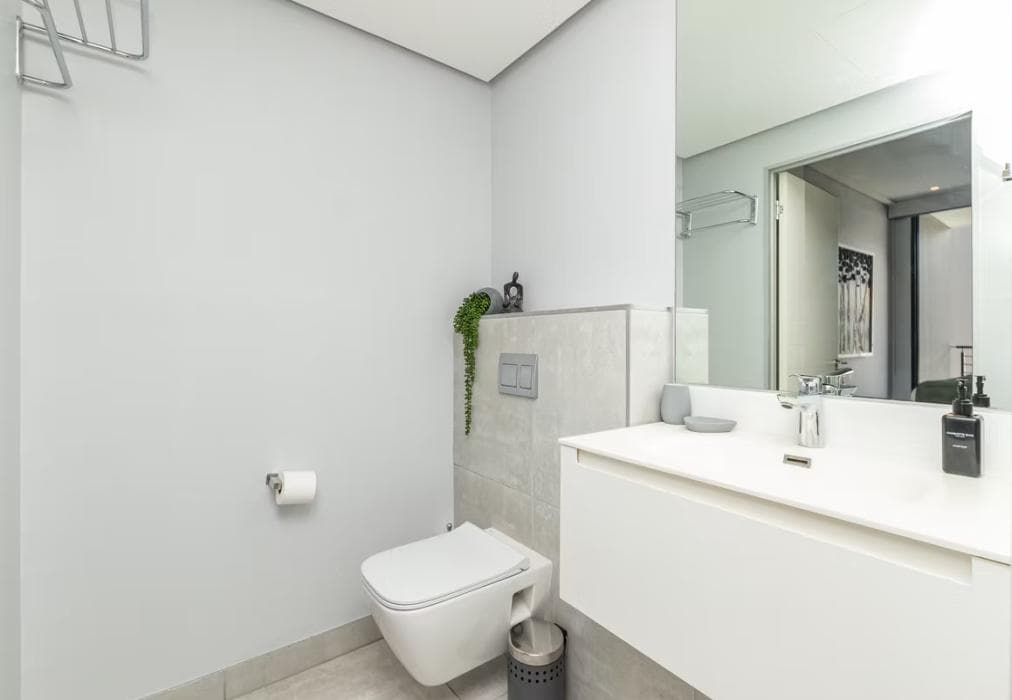 16 on Bree - Luxury 2 Bed