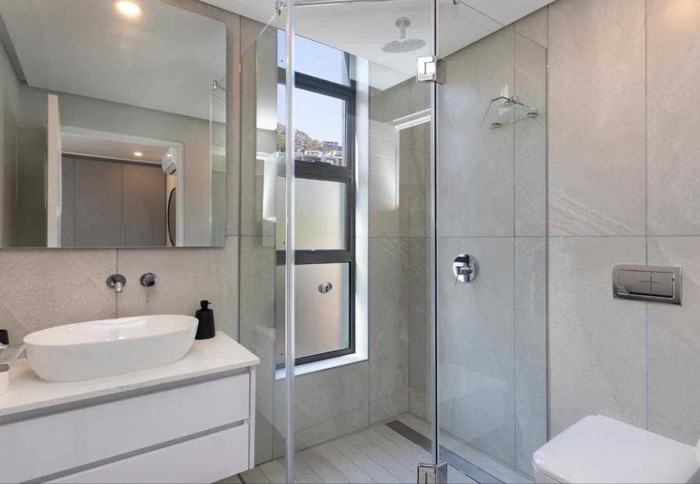 7 on Bantry - Luxury Residence: 305