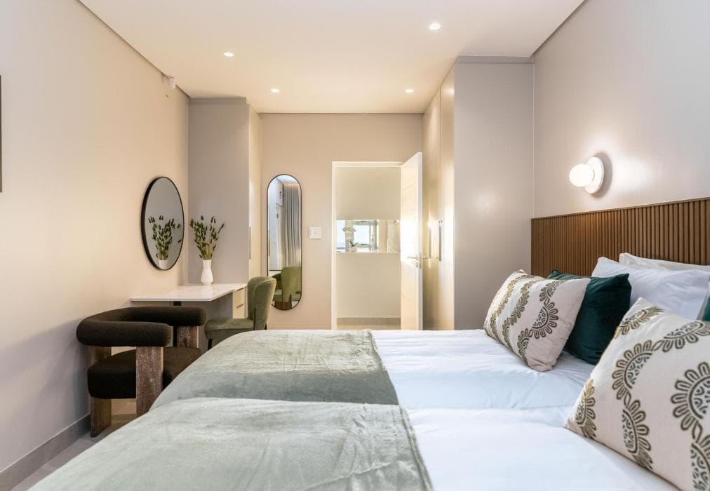 Lisburn Uno on Clifton