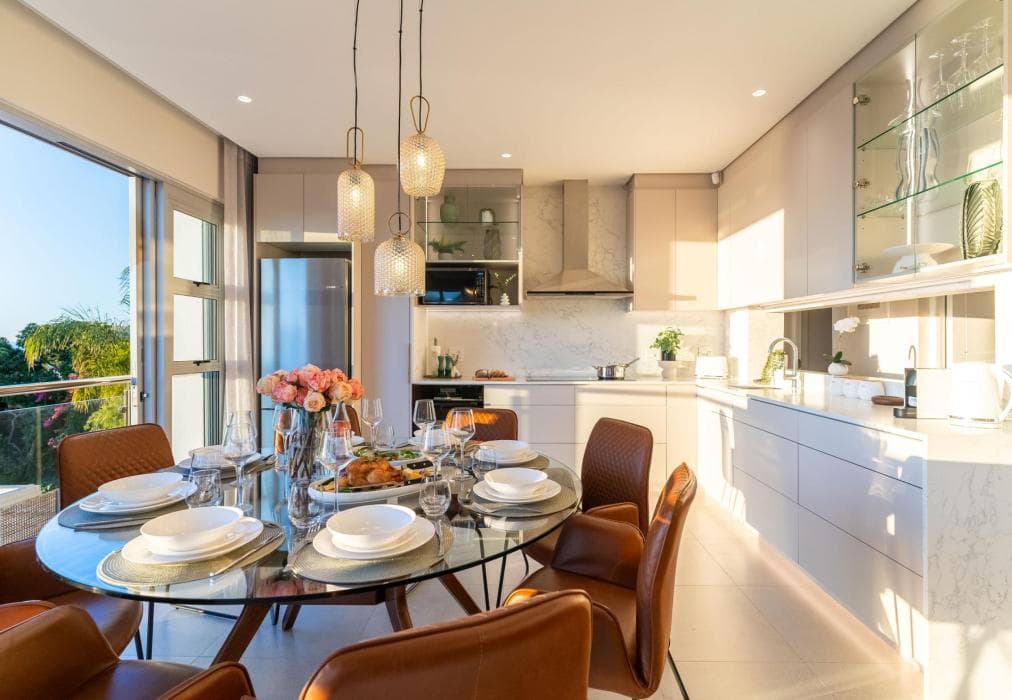 Lisburn Uno on Clifton