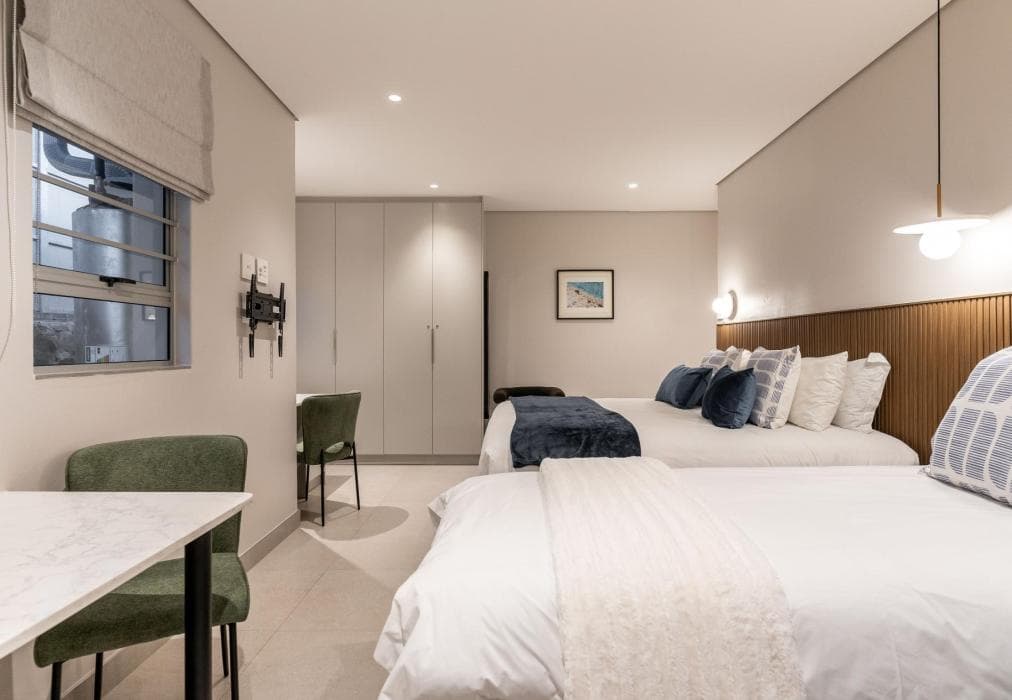 Lisburn Uno on Clifton