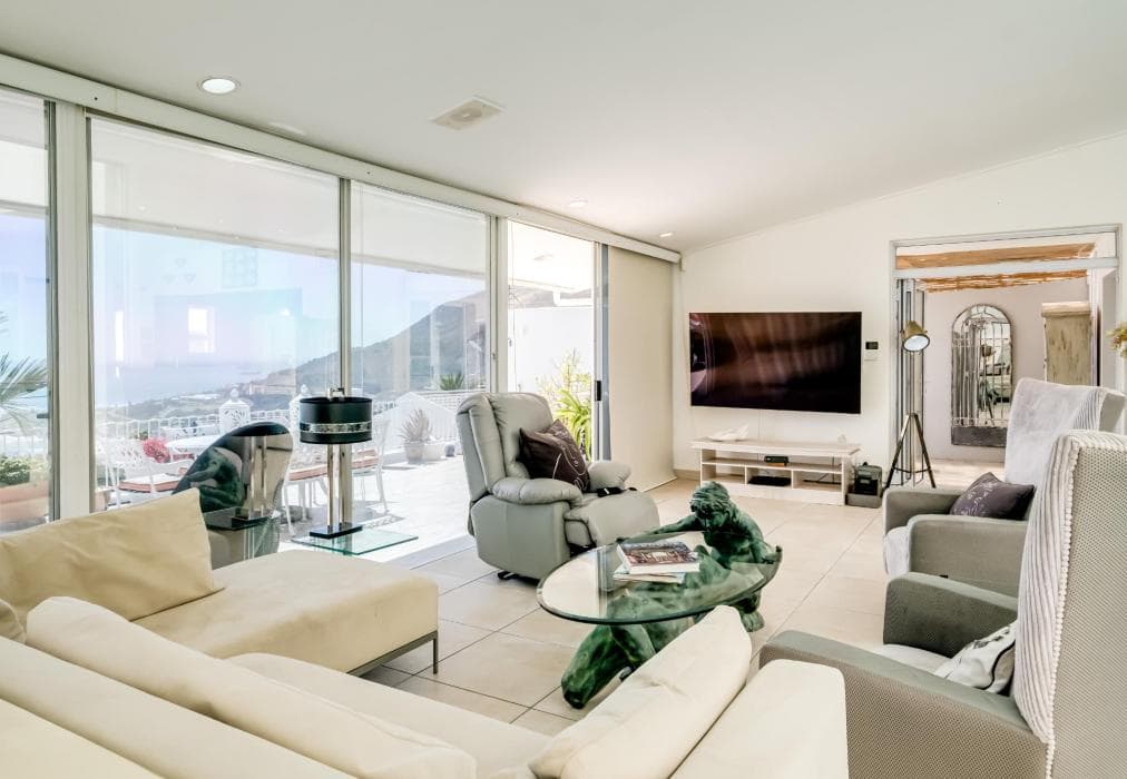 The Sanctuary - Camps Bay