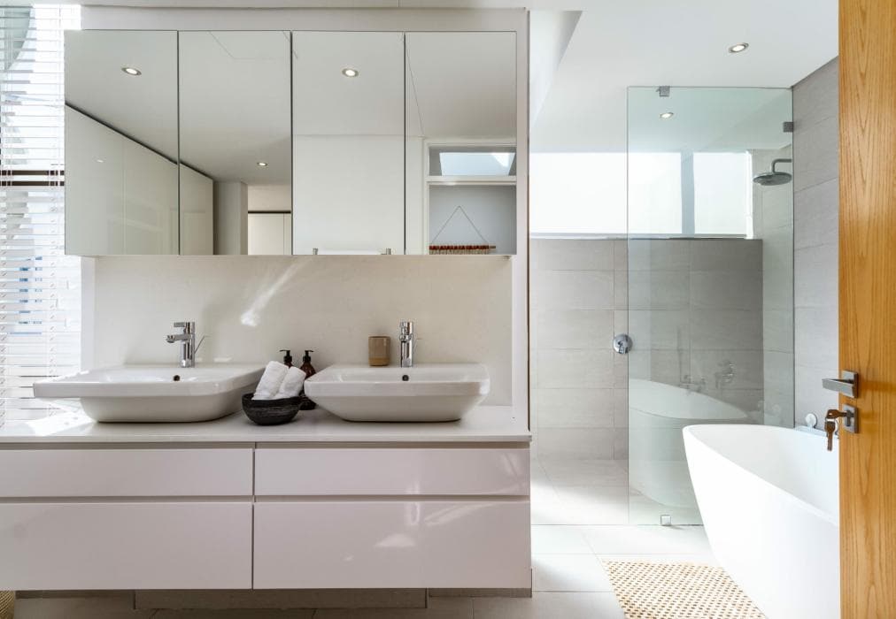 24 Geneva - Large Lux Villa