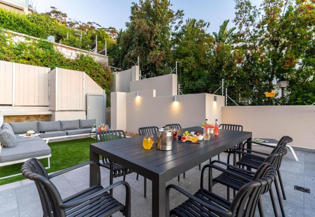 Lisburn on Clifton Villa