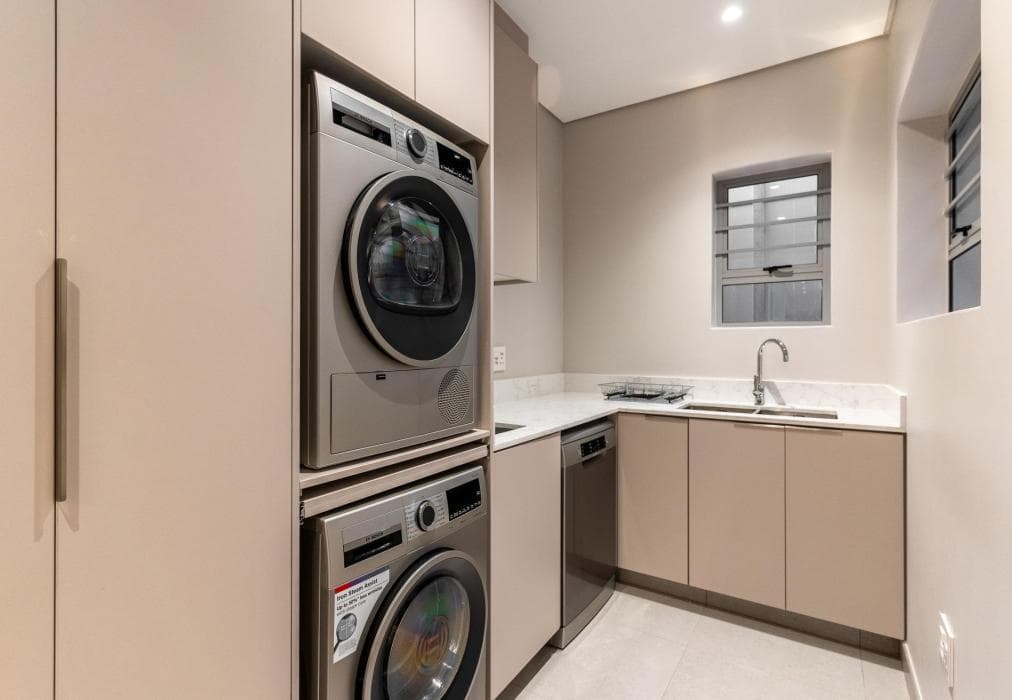 Lisburn on Clifton Villa