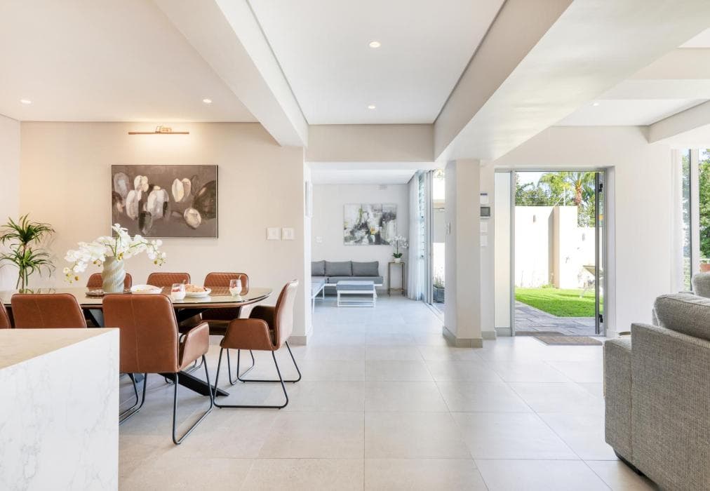 Lisburn on Clifton Villa