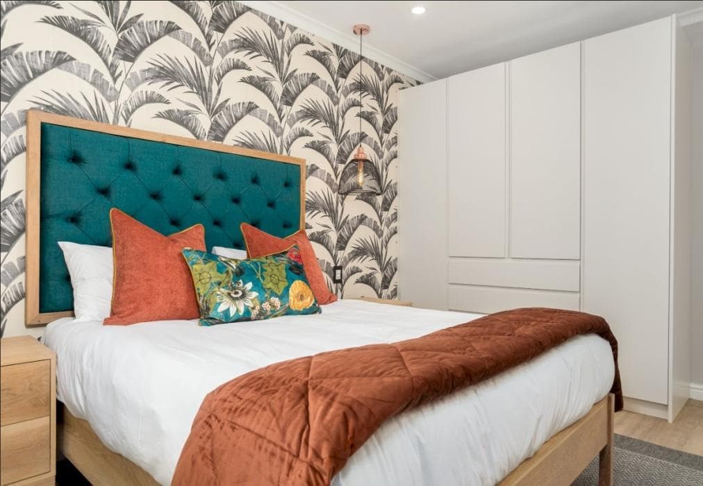 Stylish 3 Bedroom Apartment