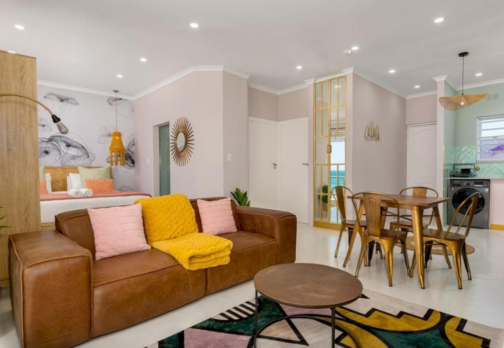 Stunning Seaside Retreat