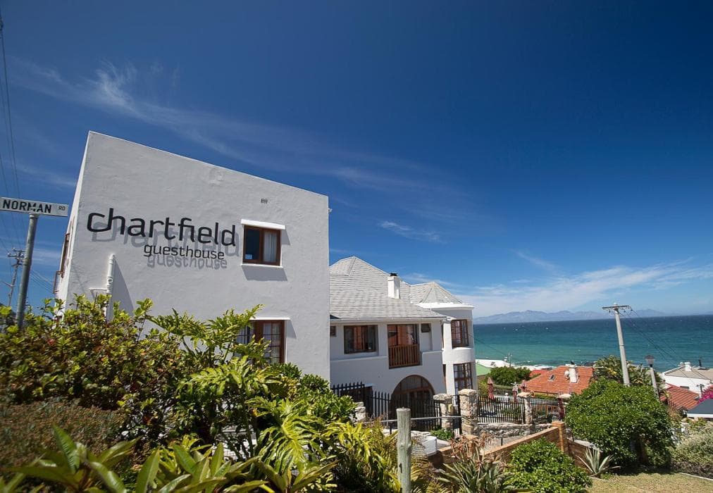 Chartfield Guesthouse & Majestic Apartments