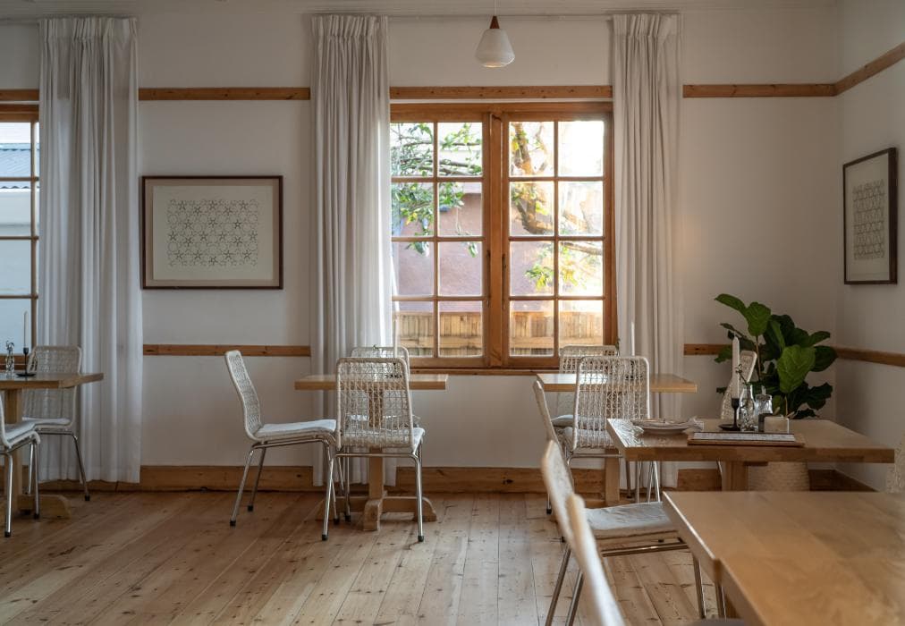 Chartfield Guesthouse & Majestic Apartments