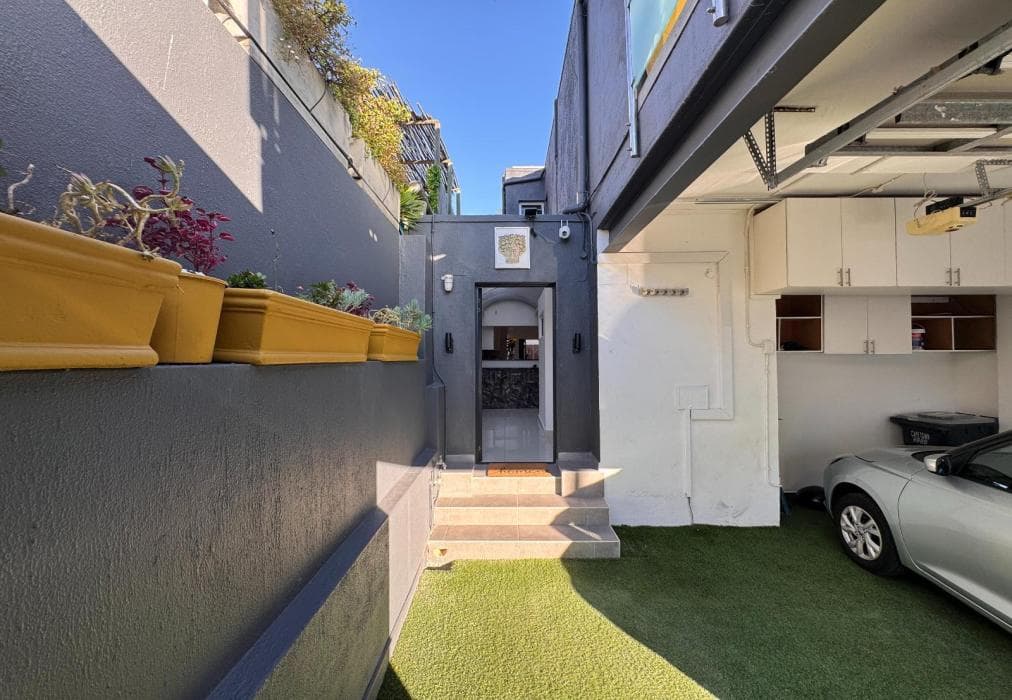 Urban Oasis Sea Point