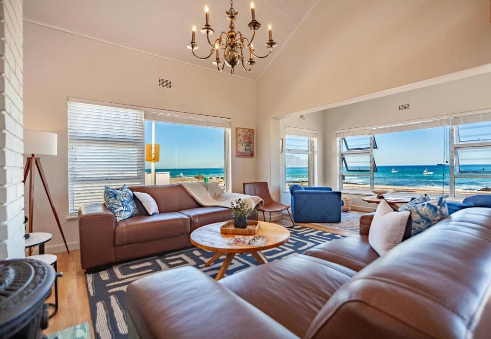 ALTONA 5 Bedroom Beach House