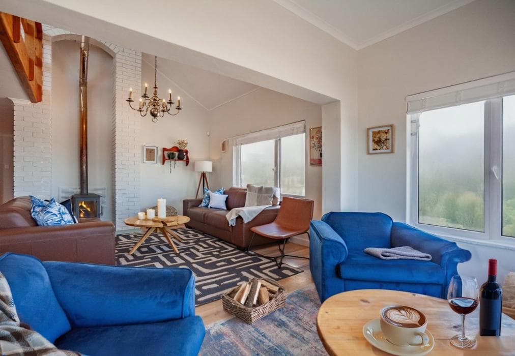 ALTONA 5 Bedroom Beach House