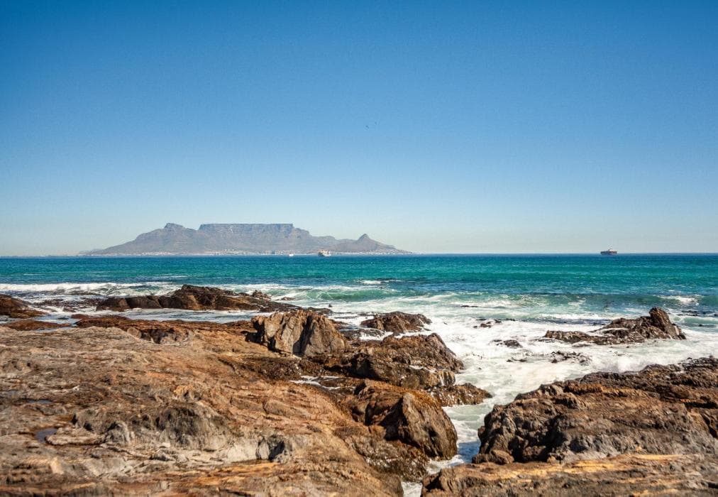 ALTONA 5 Bedroom Beach House