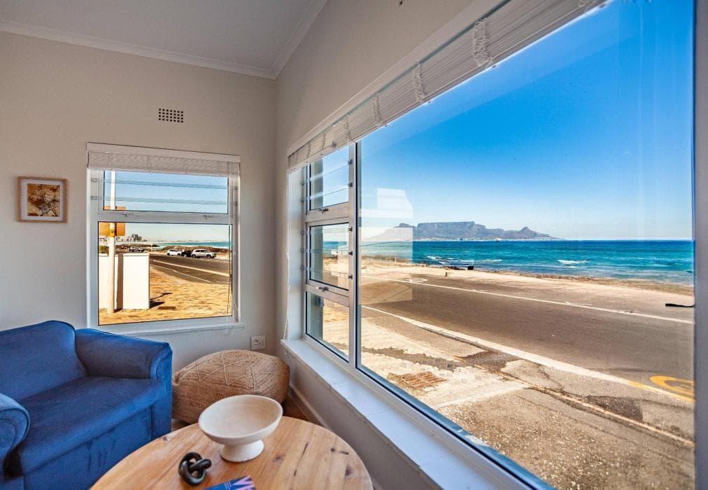 ALTONA 5 Bedroom Beach House