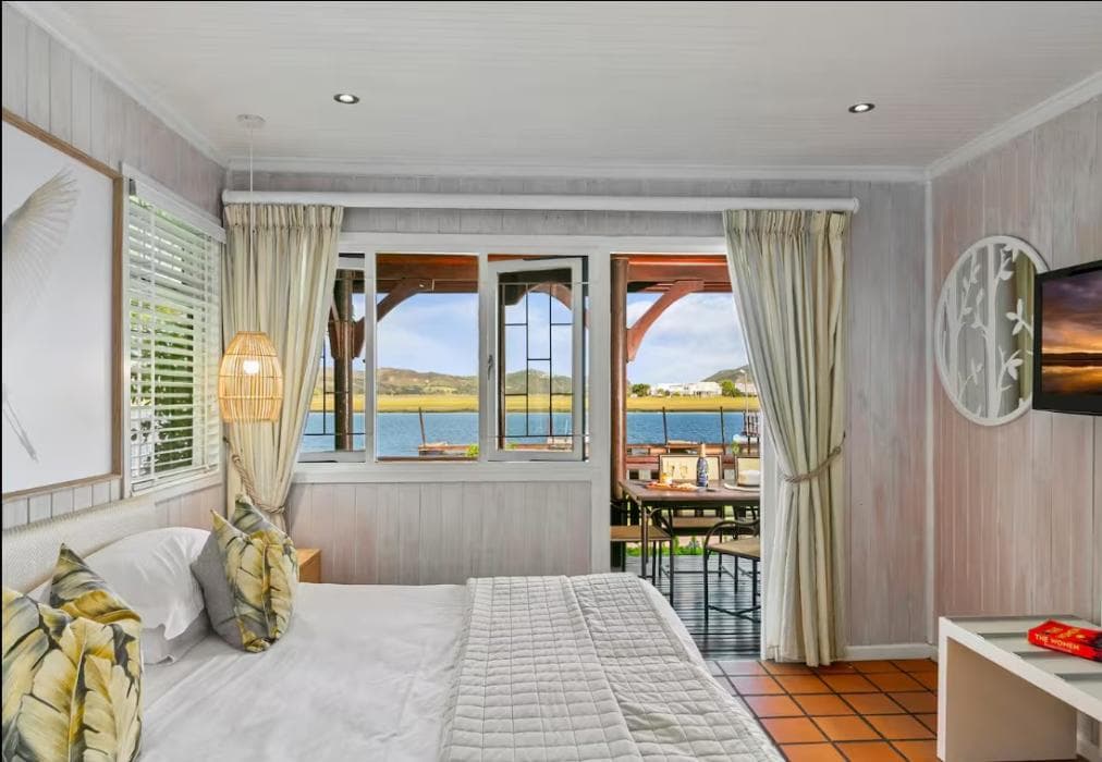 Knysna River Club - Lagoon View