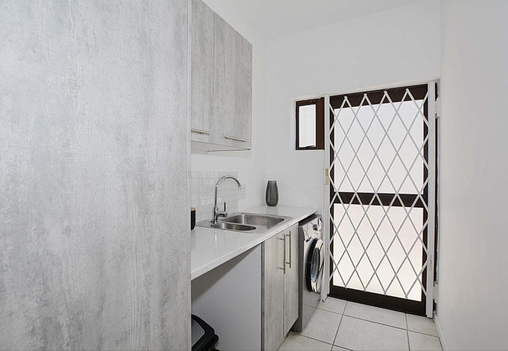 Blouberg Beach House