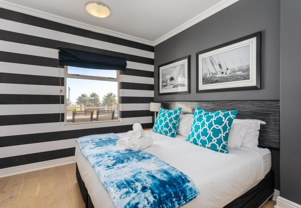 Sea-Facing Entire Apartment Available