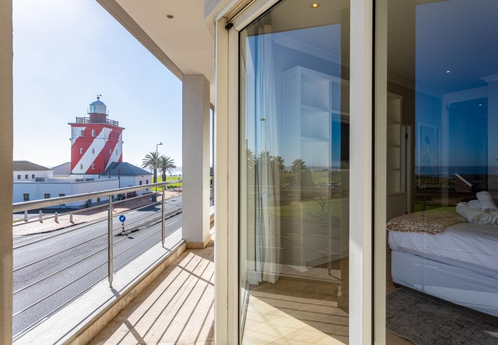 Sea-Facing Entire Apartment Available