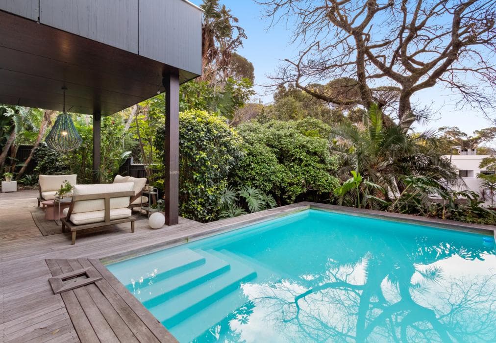 Higgo Crescent Villa