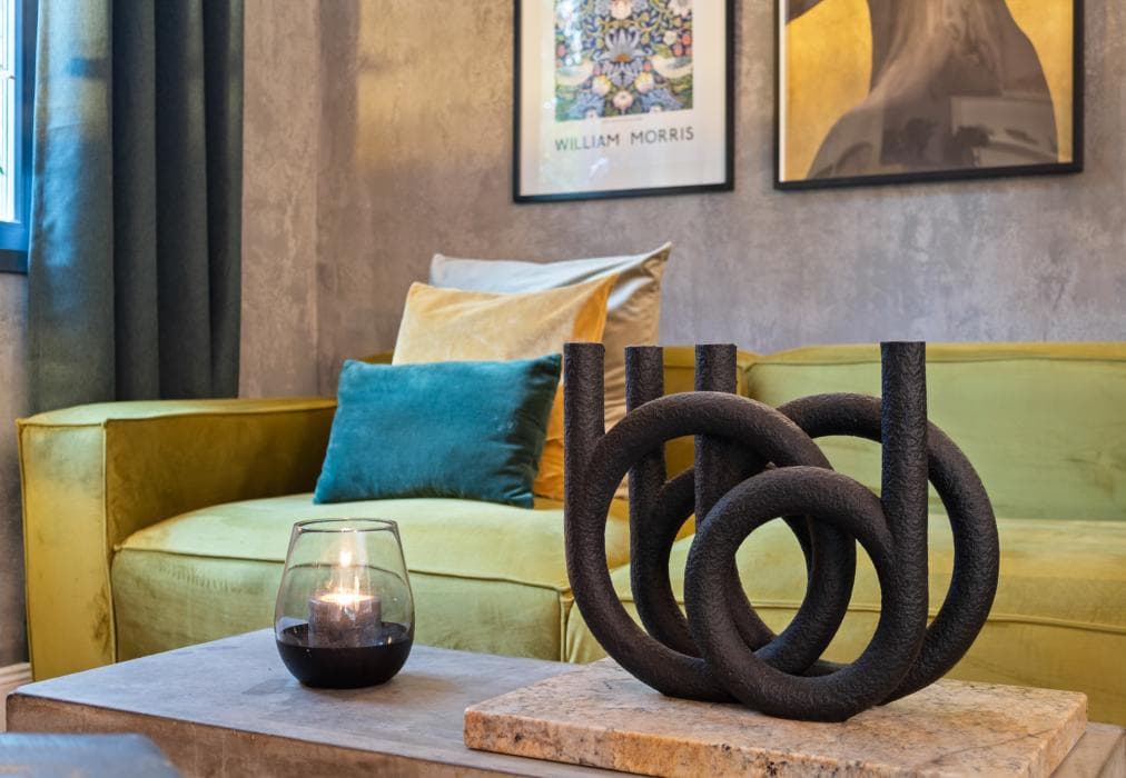 Higgo Crescent Villa