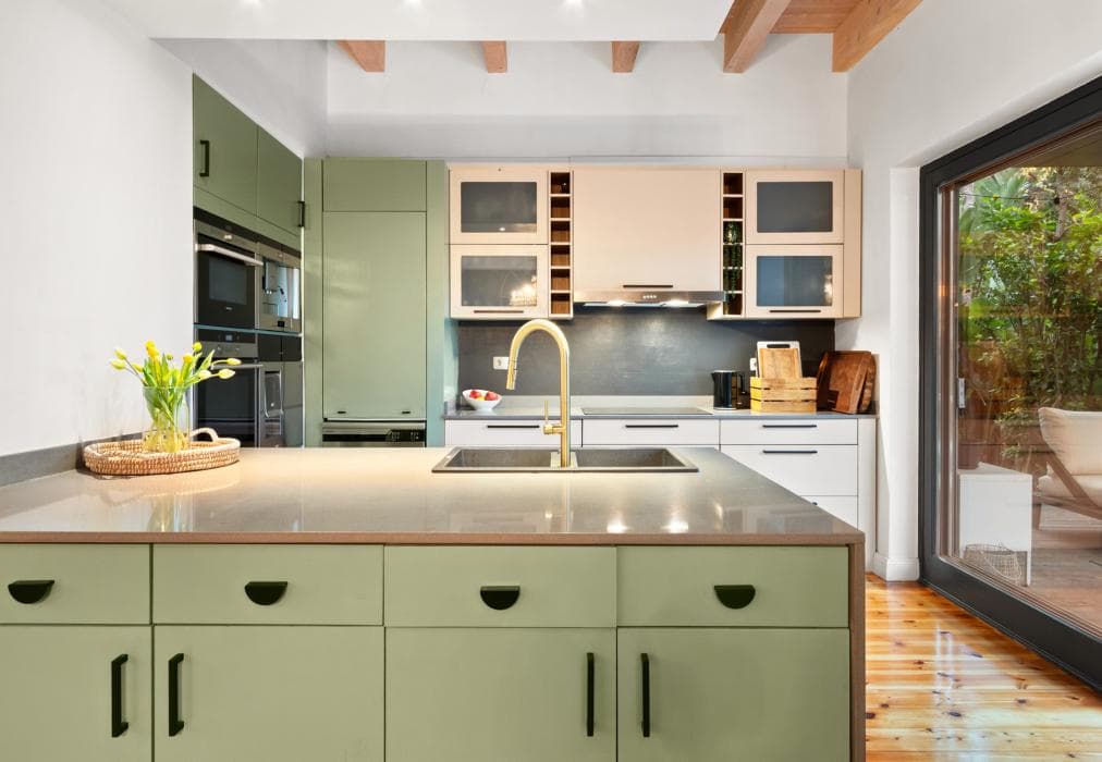 Higgo Crescent Villa