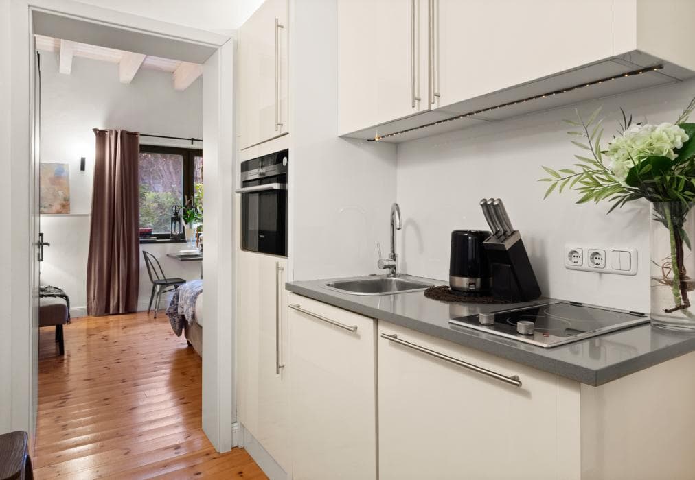 Higgo Crescent Villa