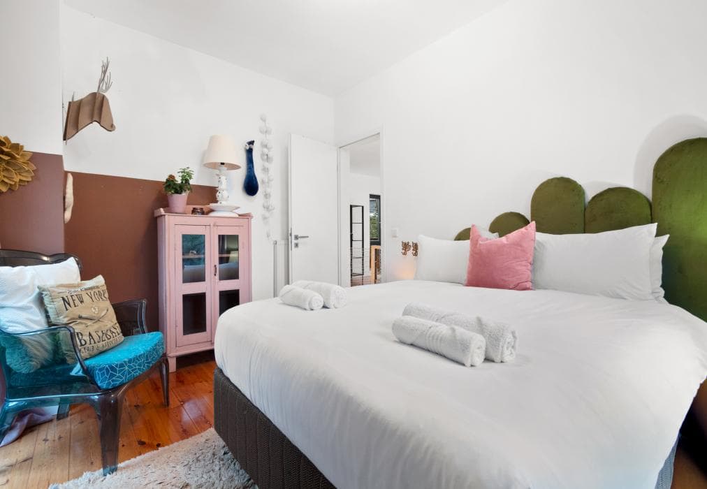 Higgo Crescent Villa