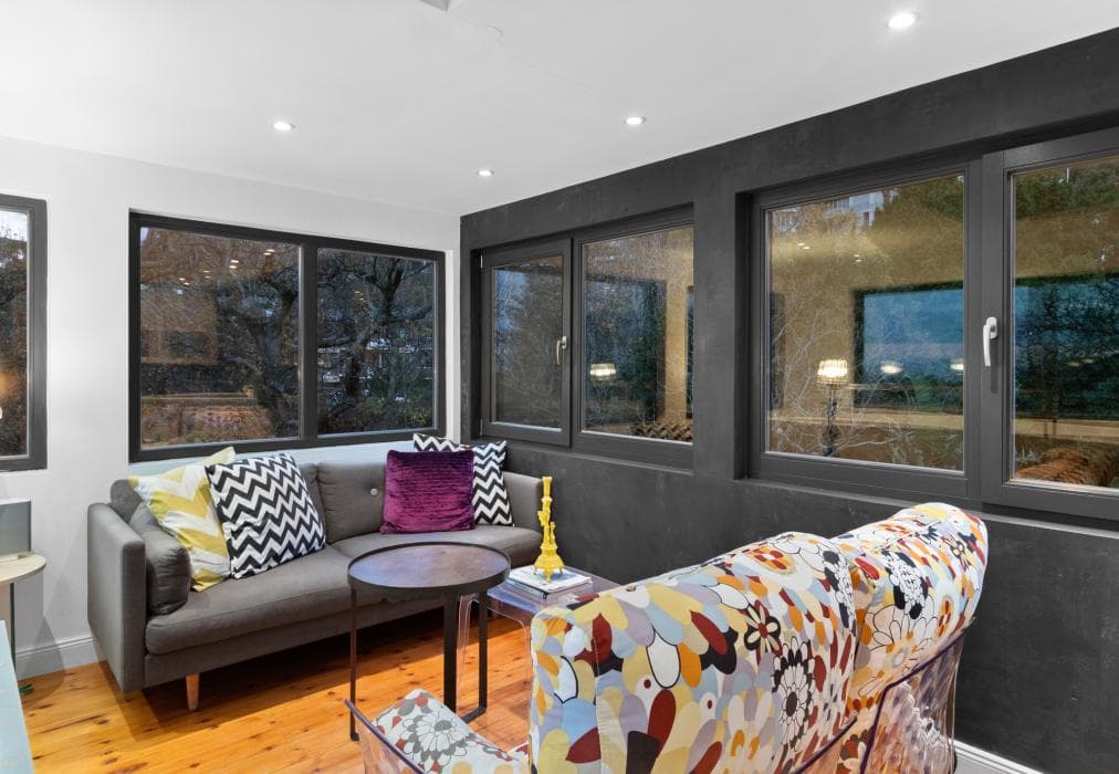 Higgo Crescent Villa