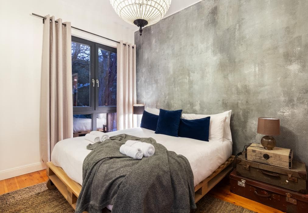 Higgo Crescent Villa