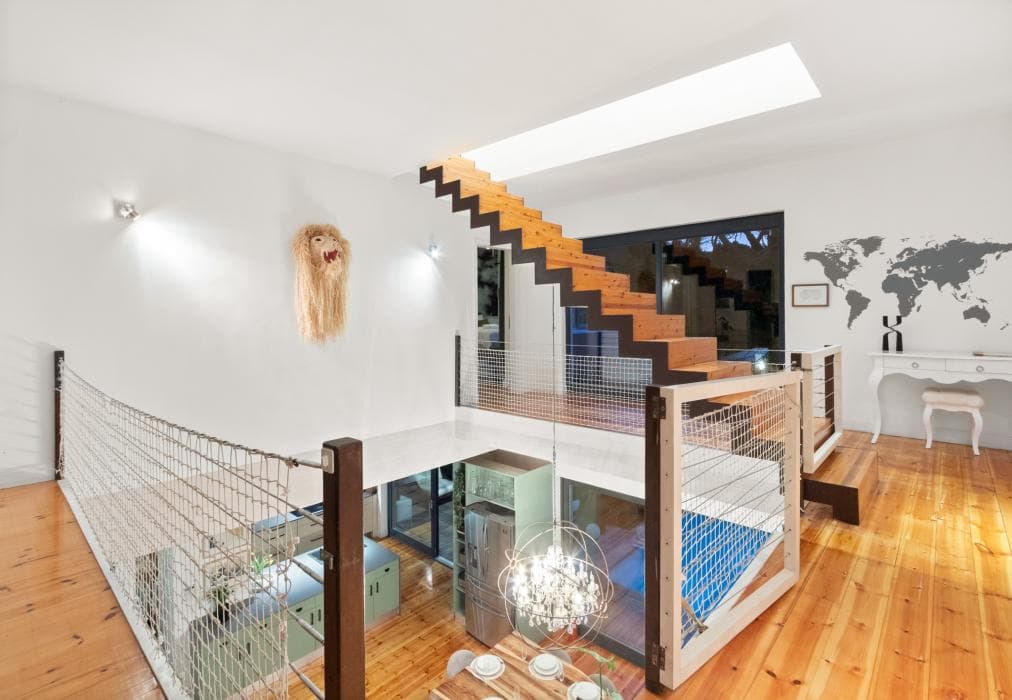 Higgo Crescent Villa