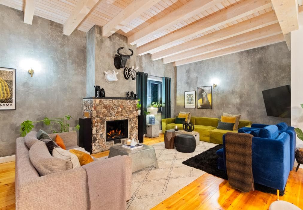 Higgo Crescent Villa