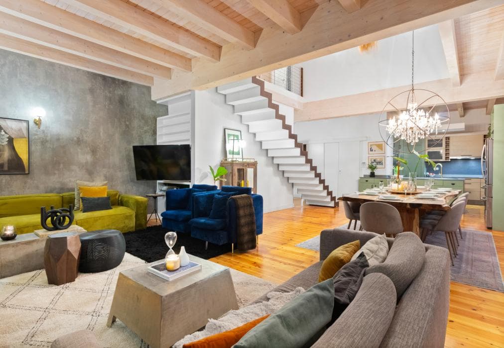 Higgo Crescent Villa