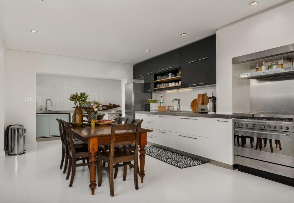 Stay Sensational - Tamboerskloof