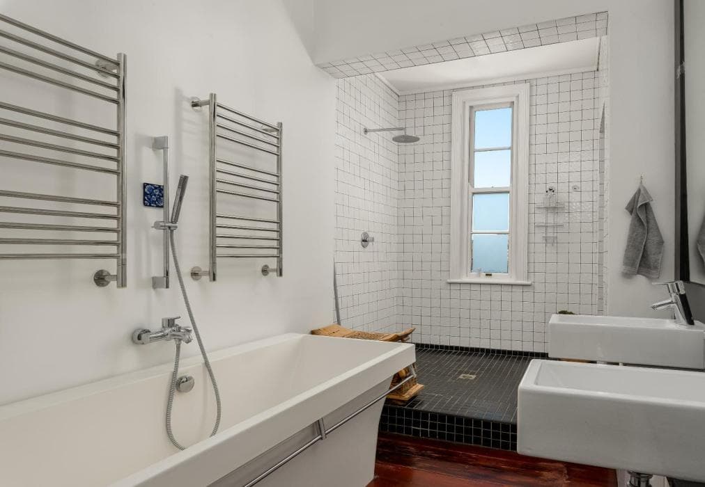 Stay Sensational - Tamboerskloof