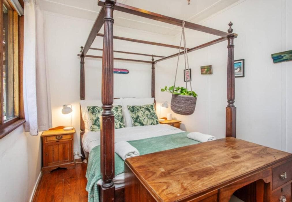 Scarborough Beach Bungalow