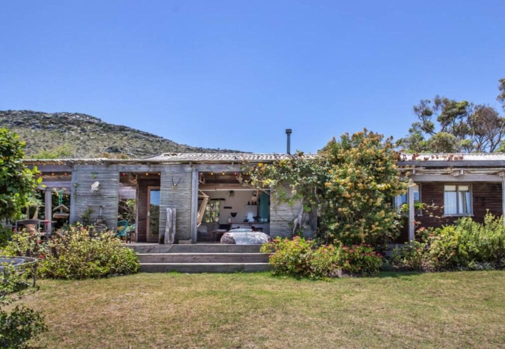 Scarborough Beach Bungalow