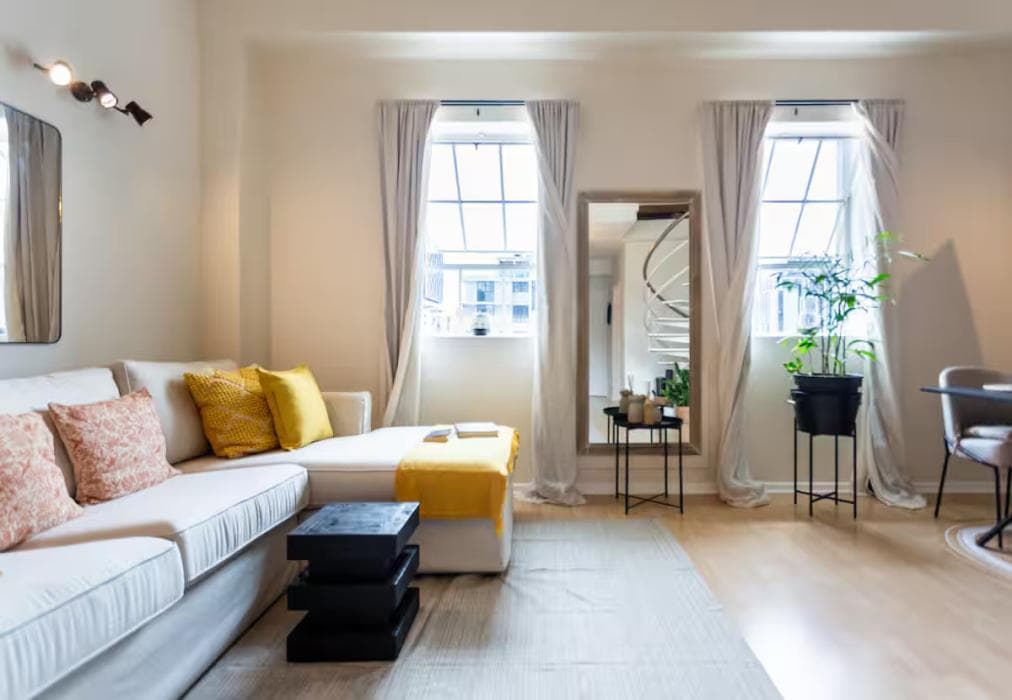 104 Hideaway Loft Studio