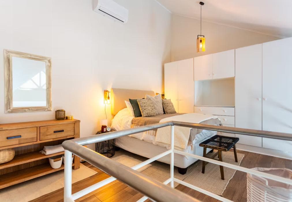 104 Hideaway Loft Studio