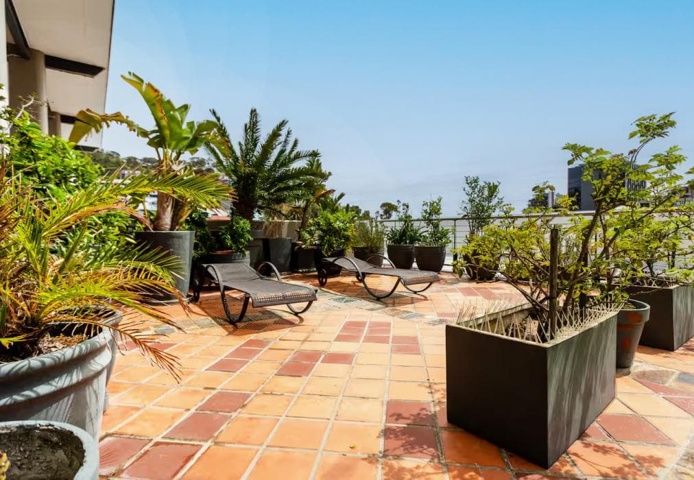 104 Hideaway Loft Studio