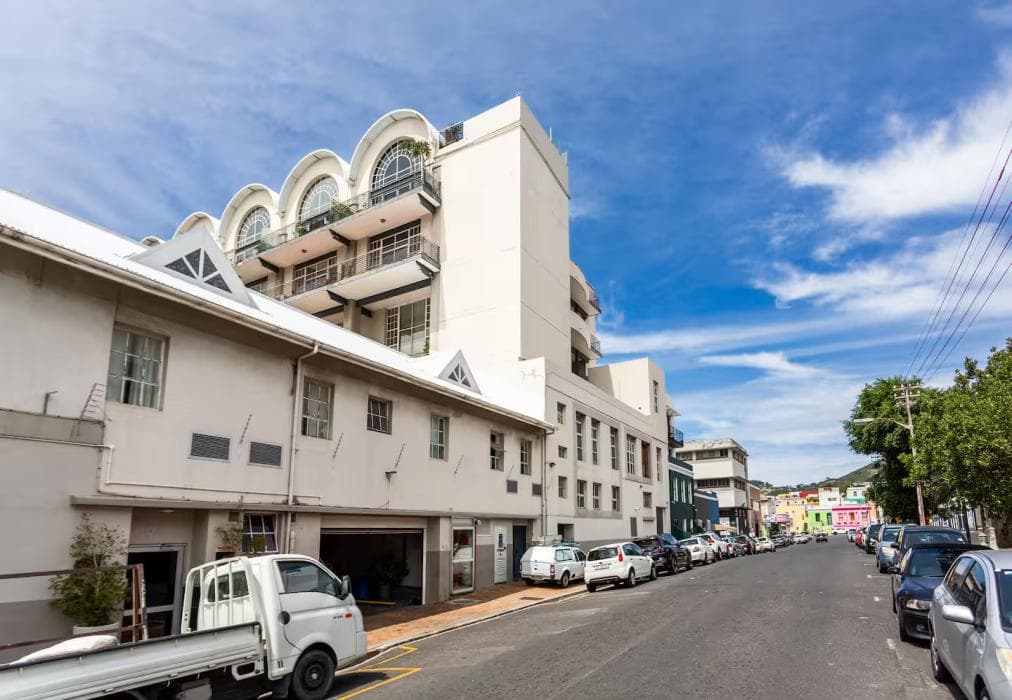 104 Hideaway Loft Studio