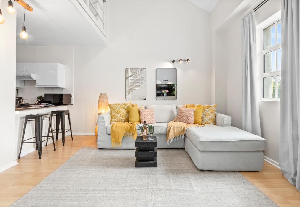 104 Hideaway Loft Studio